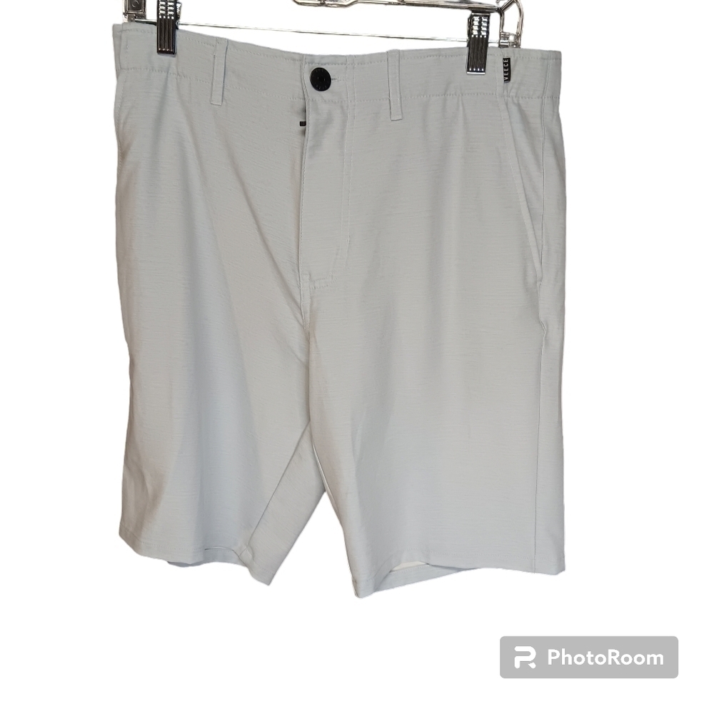 NWT Veece Shorts Mens Size 30 Chino Lightweight Performance